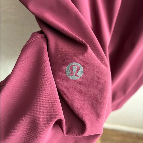 Lululemon Athletica & Go Endeavor Short Sleeve Dress Red Grape 4 - Picture 8 of 12